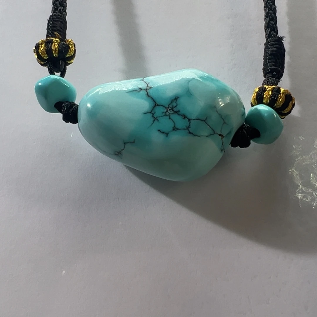 绿松石未镶嵌挂件