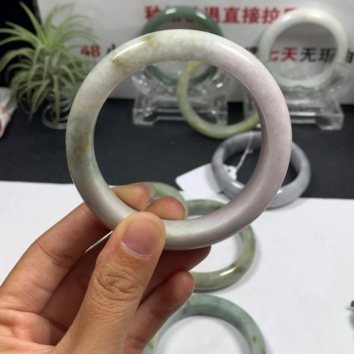 未镶嵌手镯翡翠56号  56.9圈
