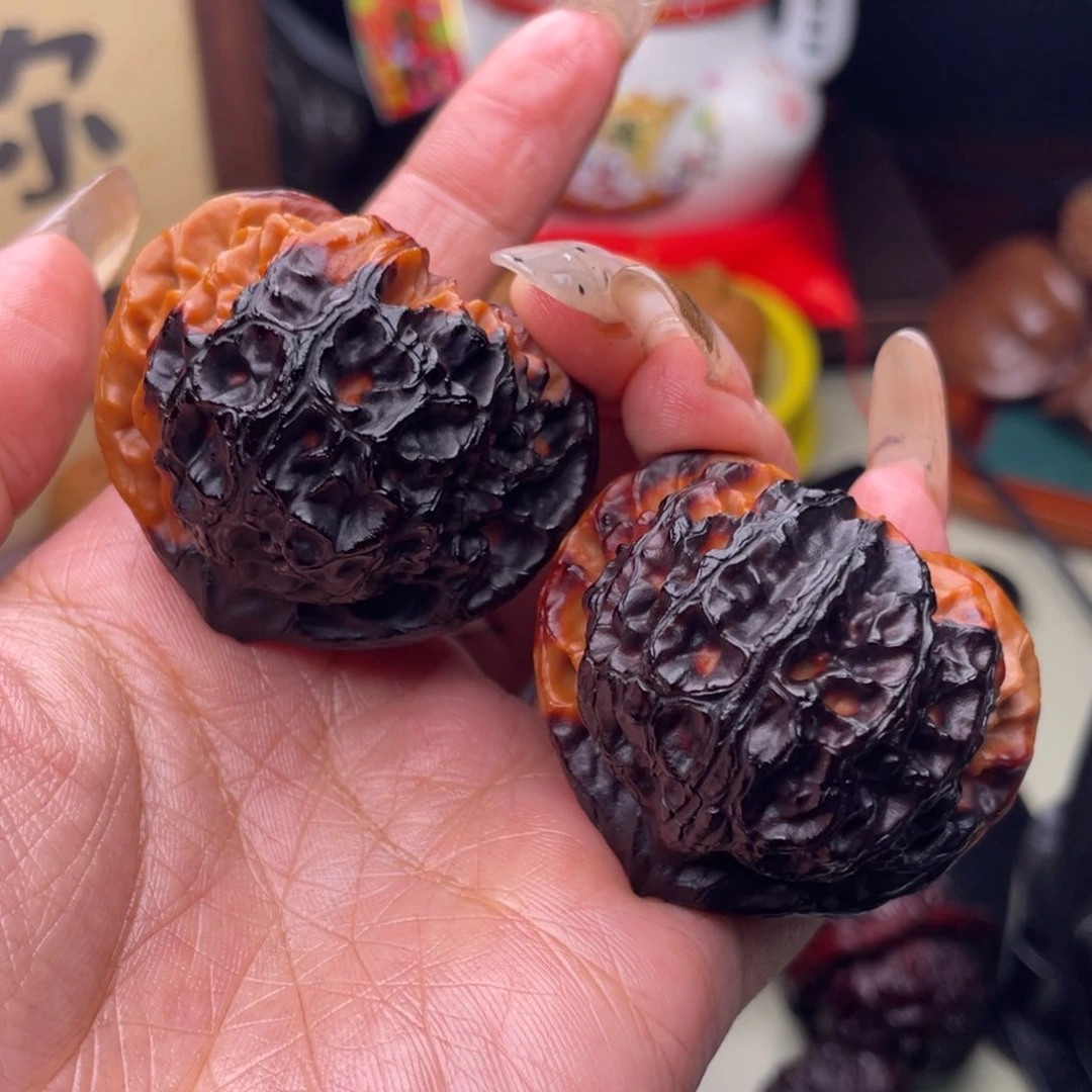 文玩核桃吊坠焦糖宫灯