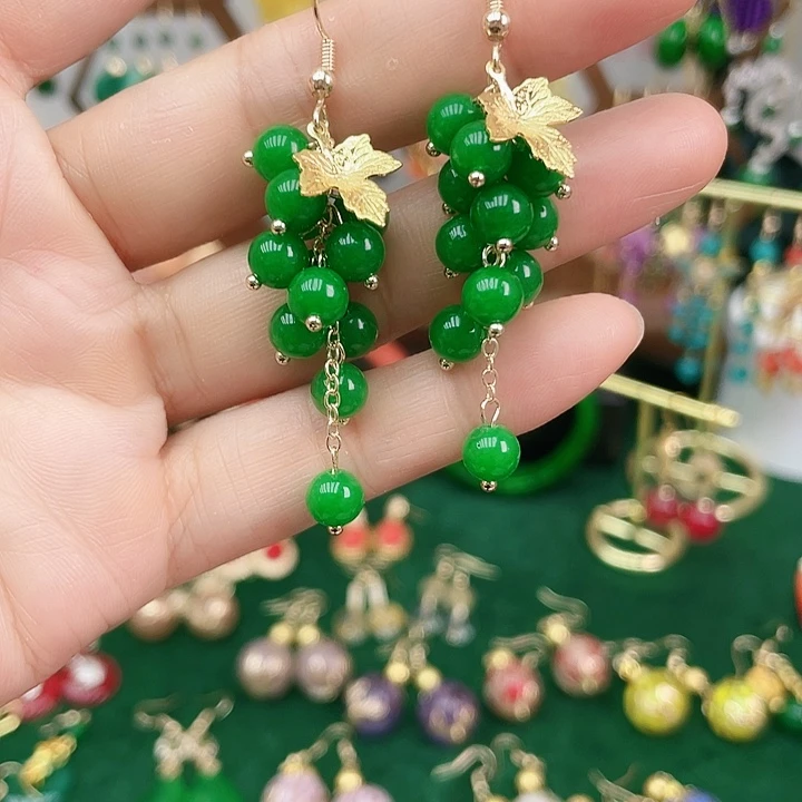 石英质玉合金耳钉