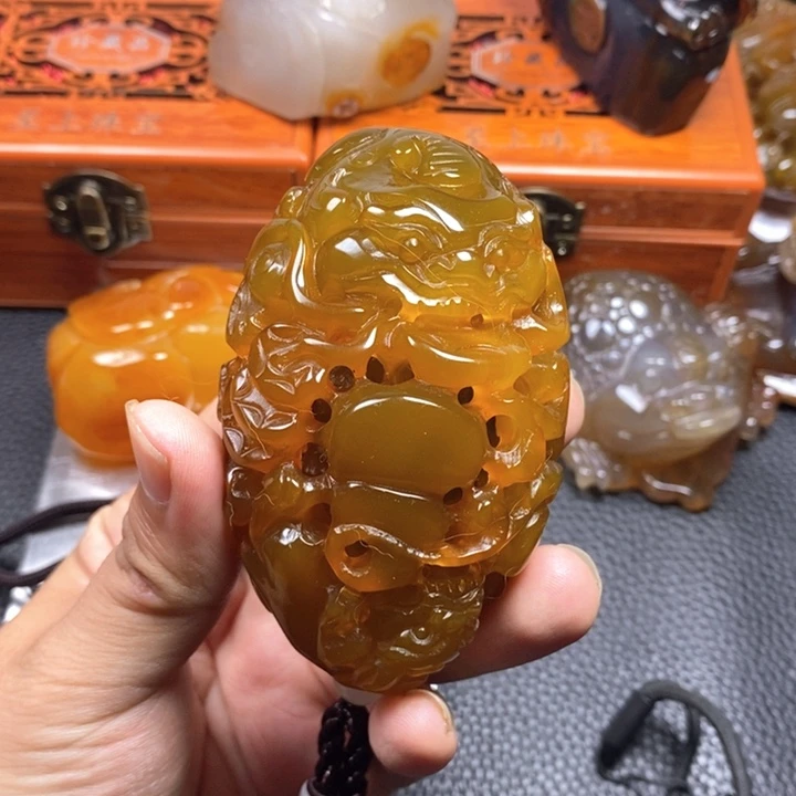 玛瑙/玉髓吊坠未镶嵌