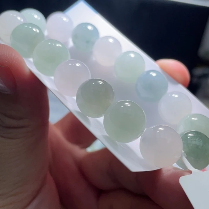 定制翡翠未镶嵌翡翠卡12+