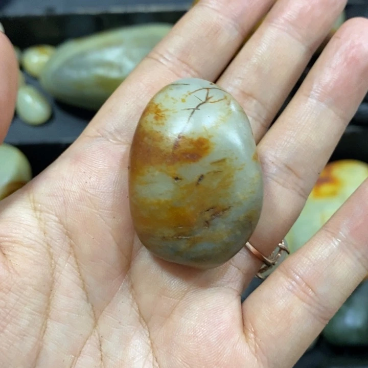 未镶嵌和田玉（糖玉）挂件