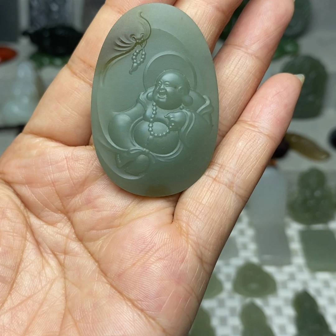 颈饰未镶嵌和田玉