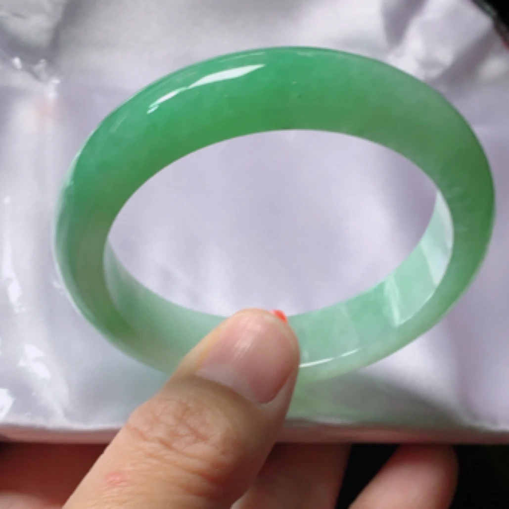 14号缅甸天然A货翡翠手镯冰透满绿5253圈口