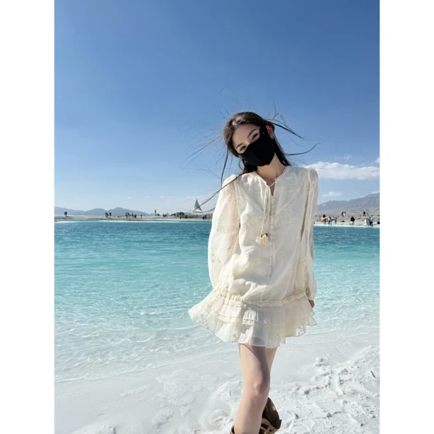 【赵小小&云朵出逃】7382 法式温柔风显瘦百搭V领提花荷叶边连衣裙