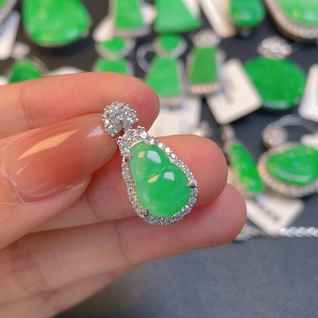 翡翠银S925镶嵌颈饰