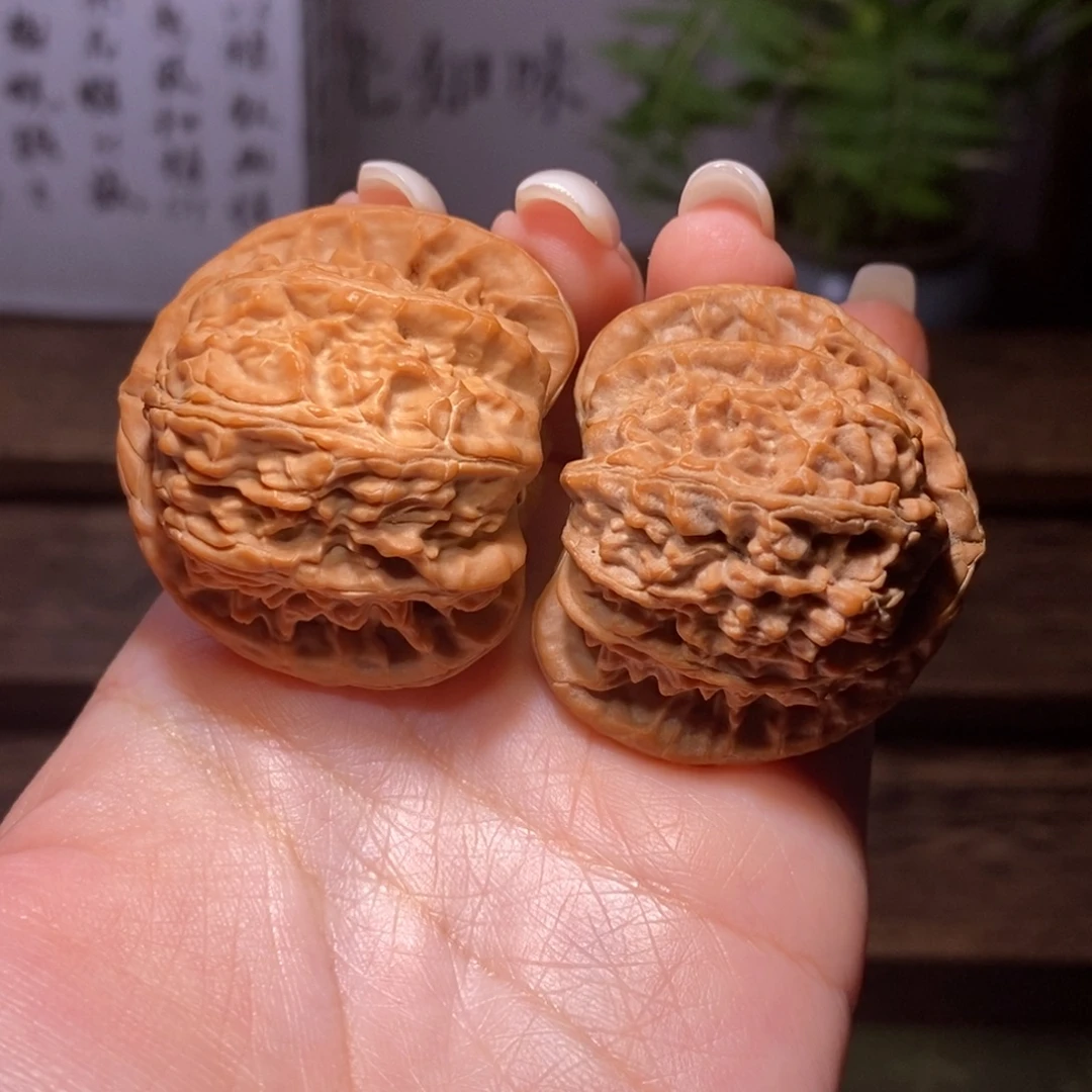 吊坠文玩核桃全品40三角白狮子头1812