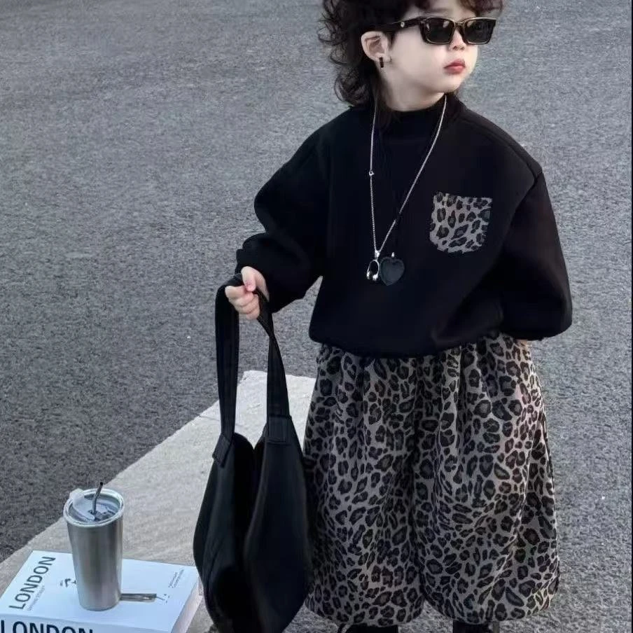 男女宝儿童秋季新款2025装豹纹卫衣灯笼裤两件套装韩版百搭洋气