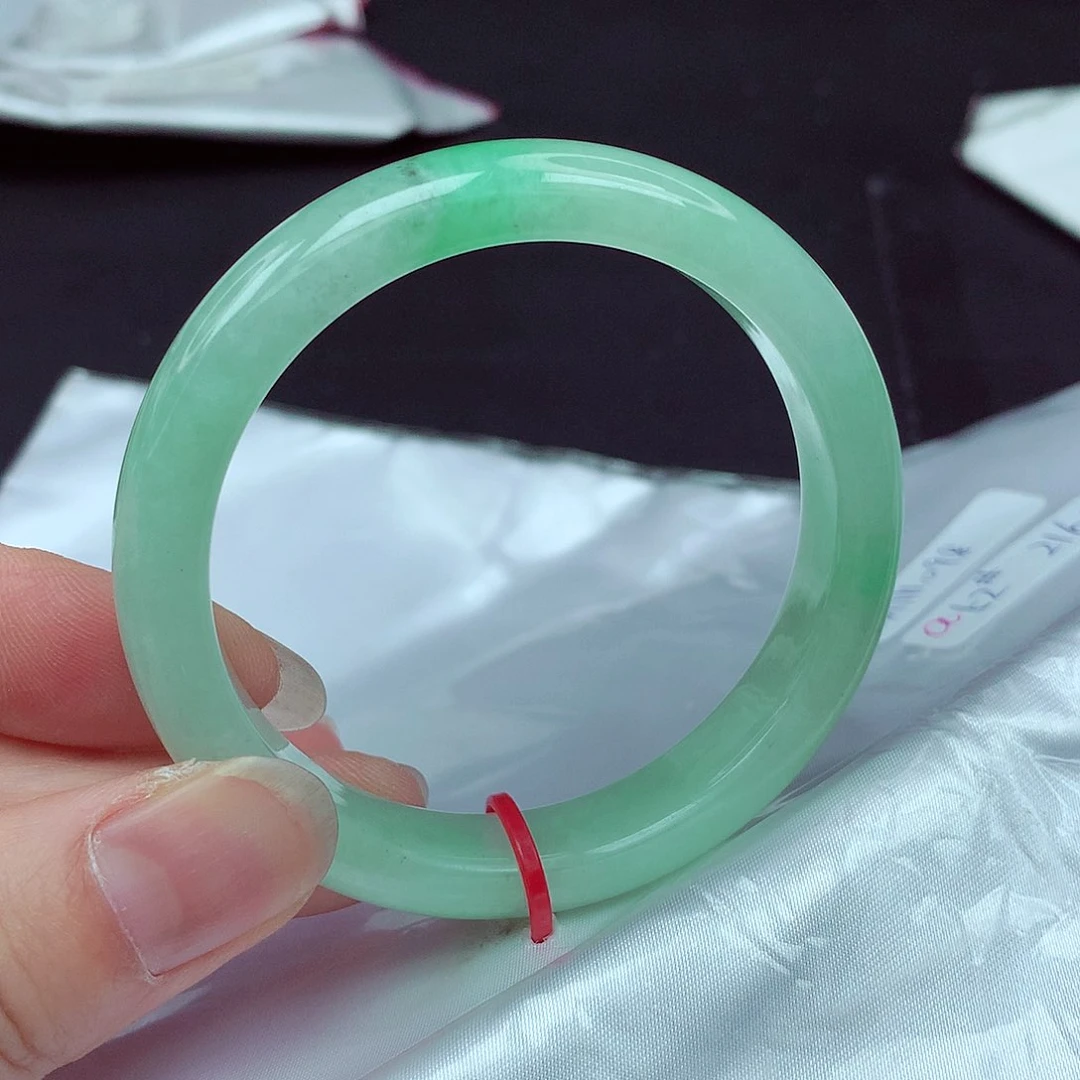 翡翠手镯未镶嵌k****e52.8圈098