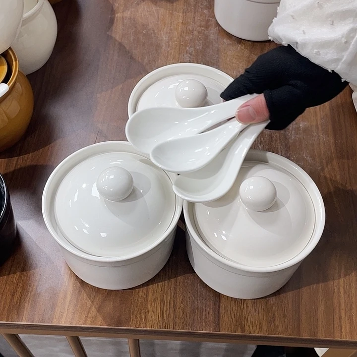 白瓷餐盘餐盘餐盘