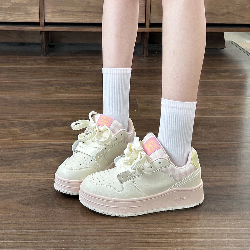 厚底增高米粉休闲板鞋女鞋ins潮流2025夏季新款学生百搭运动鞋