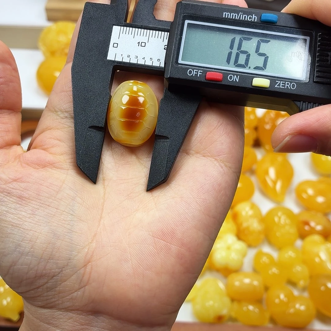 蜜蜡未镶嵌颈饰焦皮浓蜡妖花富甲打孔不退不换