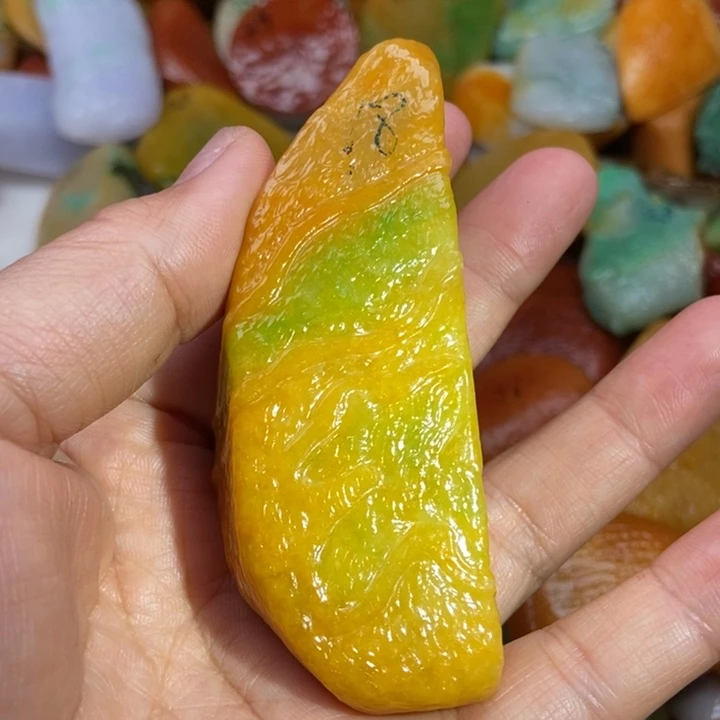 俊***定制翡翠未镶嵌缅甸