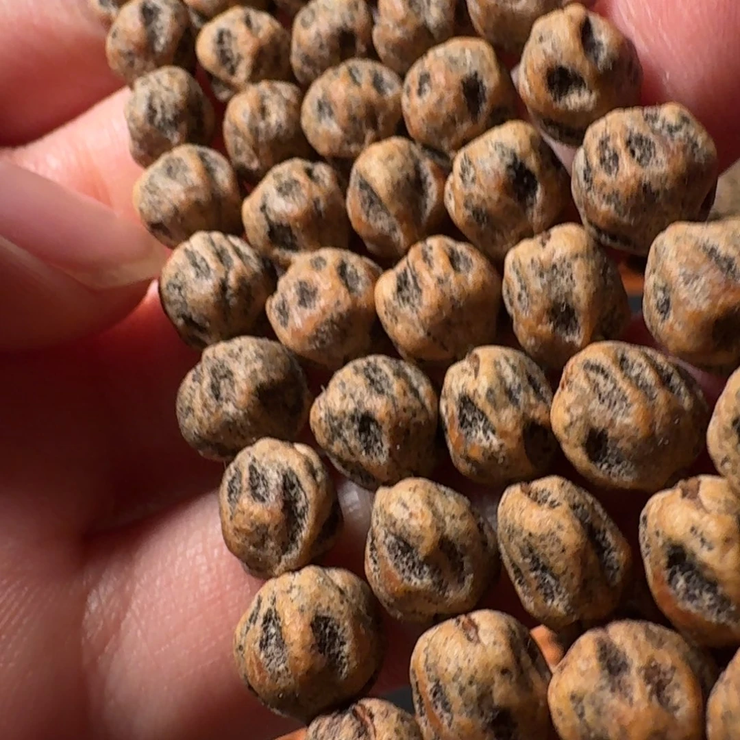 姜***涛柏香籽/百香籽吊坠