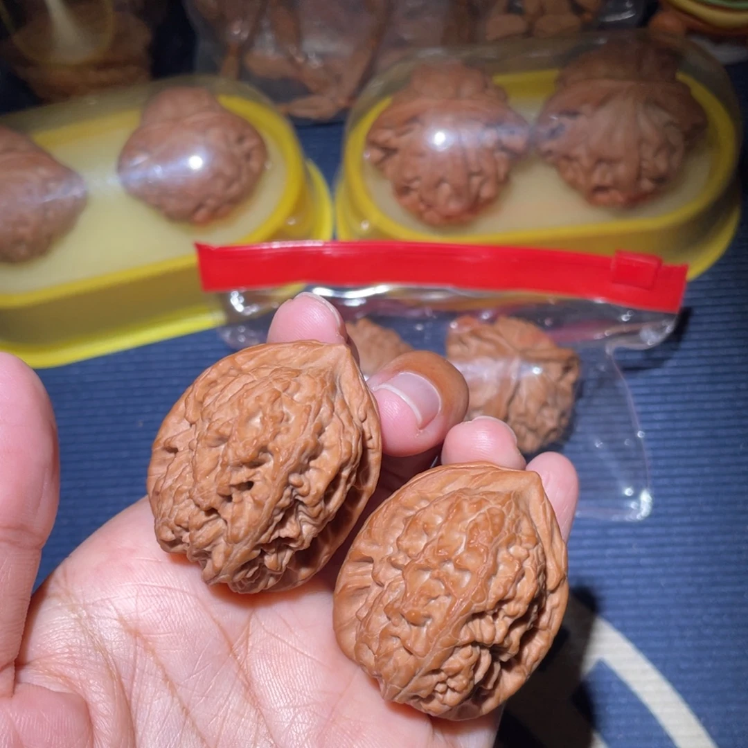 吊坠文玩核桃全品龙纹方尊36