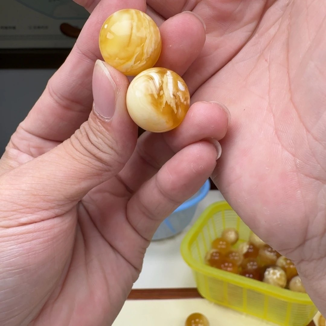 琥珀未镶嵌手链多样性发其一