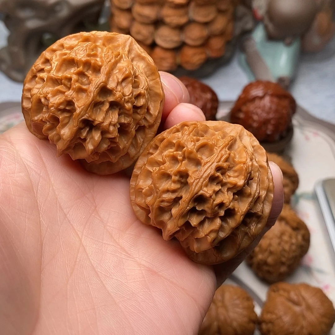 小***兽文玩核桃把件苹果