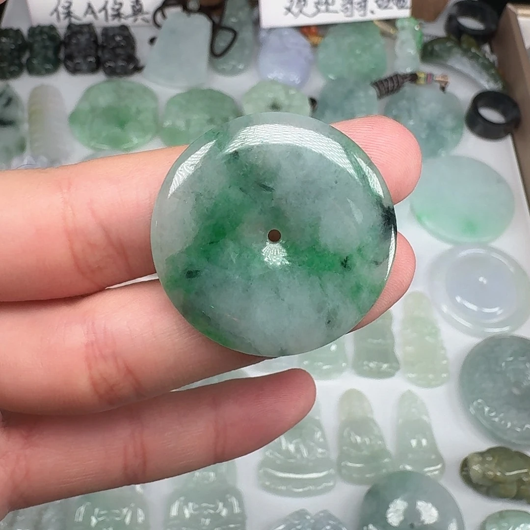 翡翠未镶嵌颈饰天然翡翠