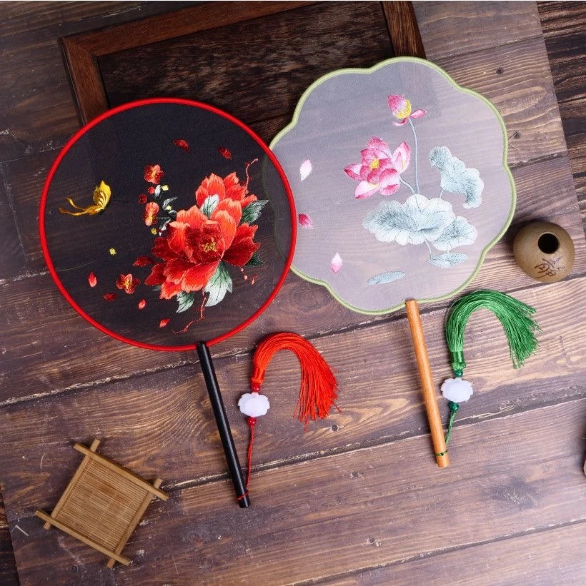 刺绣扇子