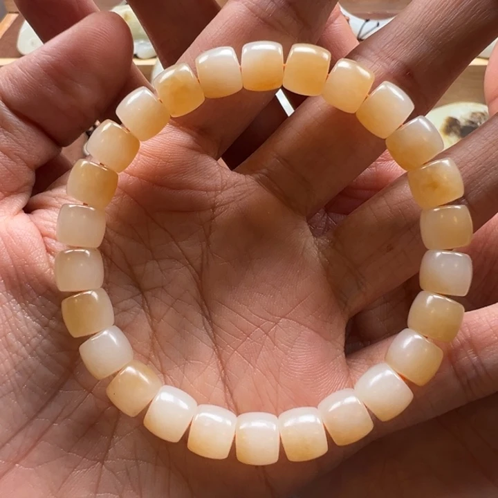 和田玉未镶嵌颈饰且末手链