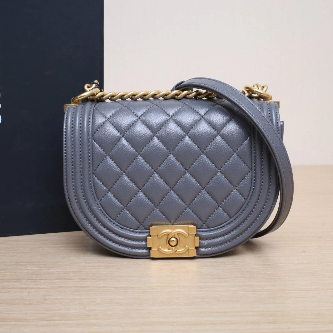 99新 Chanel/香奈儿 小花柳 Leboy 马鞍包 18cm 灰色 芯片开