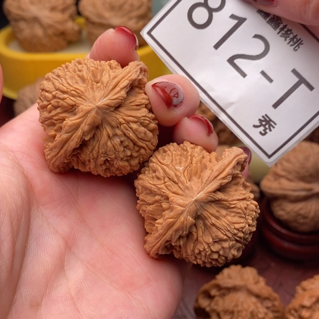 文玩核桃把件南疆42