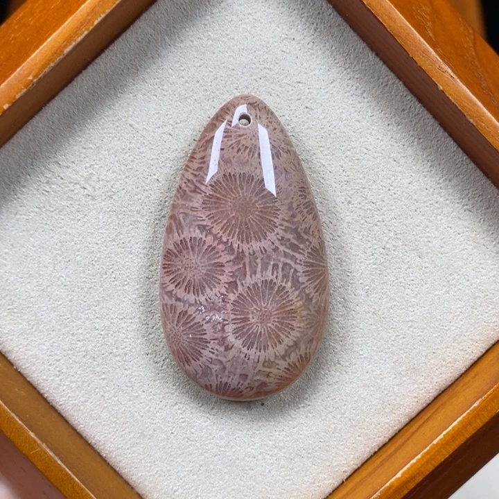 硅化珊瑚（珊瑚玉）手镯未镶嵌水滴