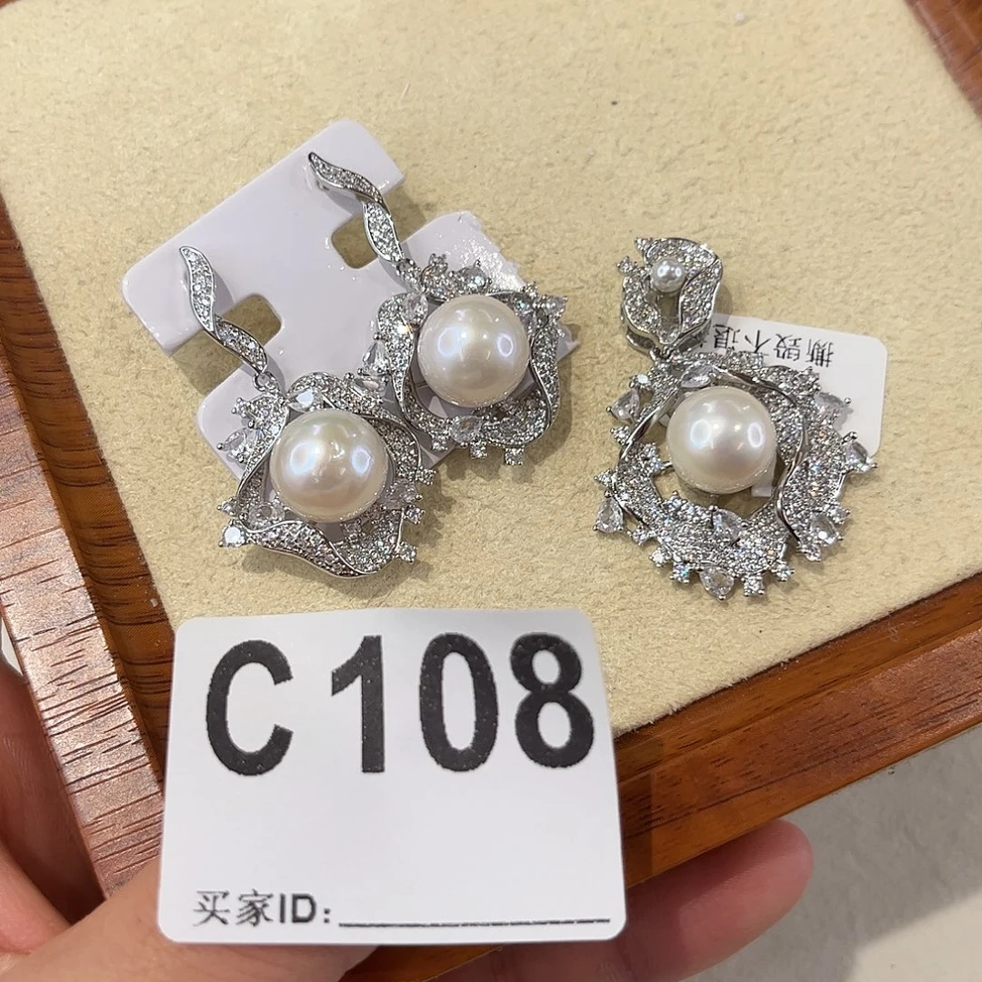合金耳饰淡水珍珠