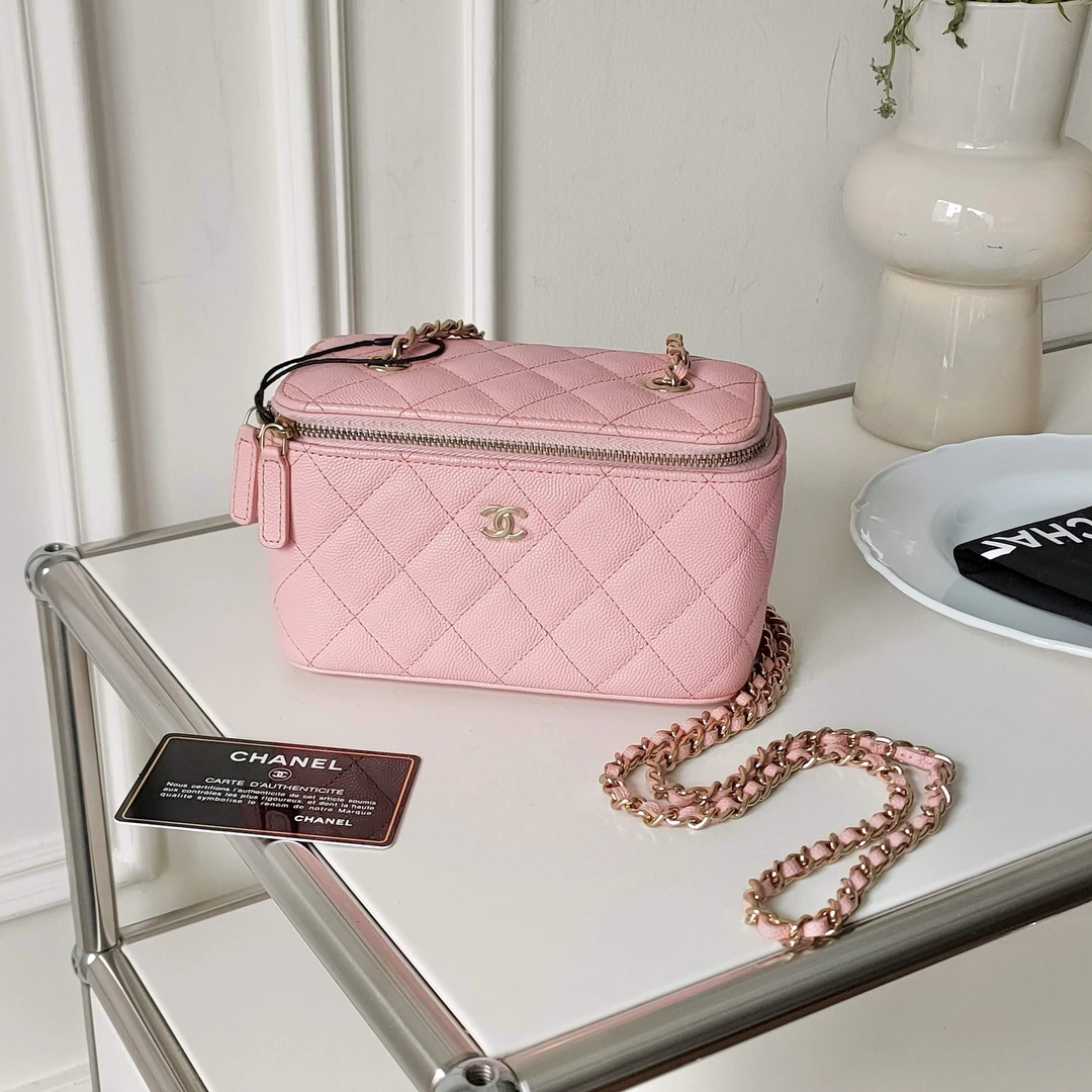 95新 Chanel/香奈儿  22C粉色牛皮化妆长盒斜挎包41415