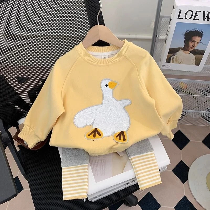 S34女童秋冬装2025新款洋气宝宝套头卫衣裤子