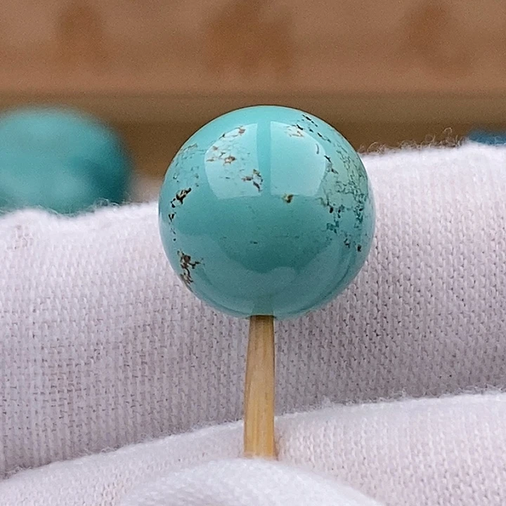 绿松石未镶嵌珠宝奇石13