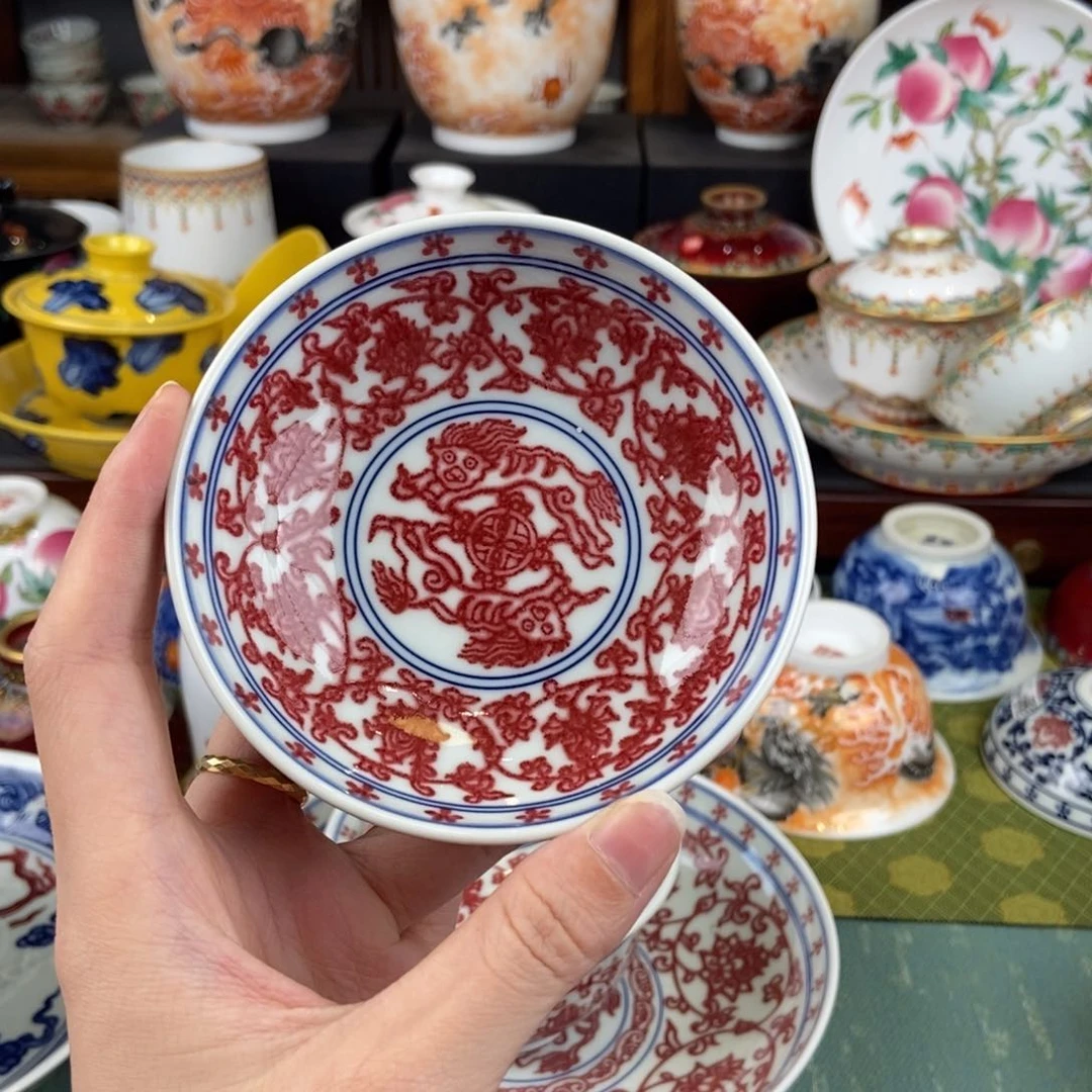 陶瓷的设计师是一个人的