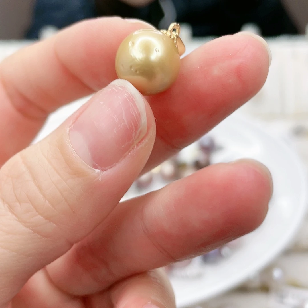 淡水珍珠吊坠(不含链)未镶嵌