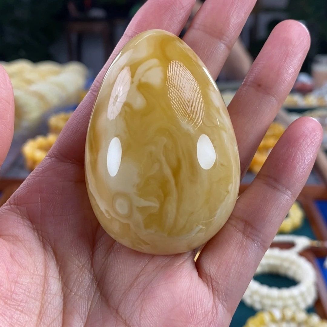 琥珀未镶嵌珠宝奇石39.78白花蜡水滴吊坠