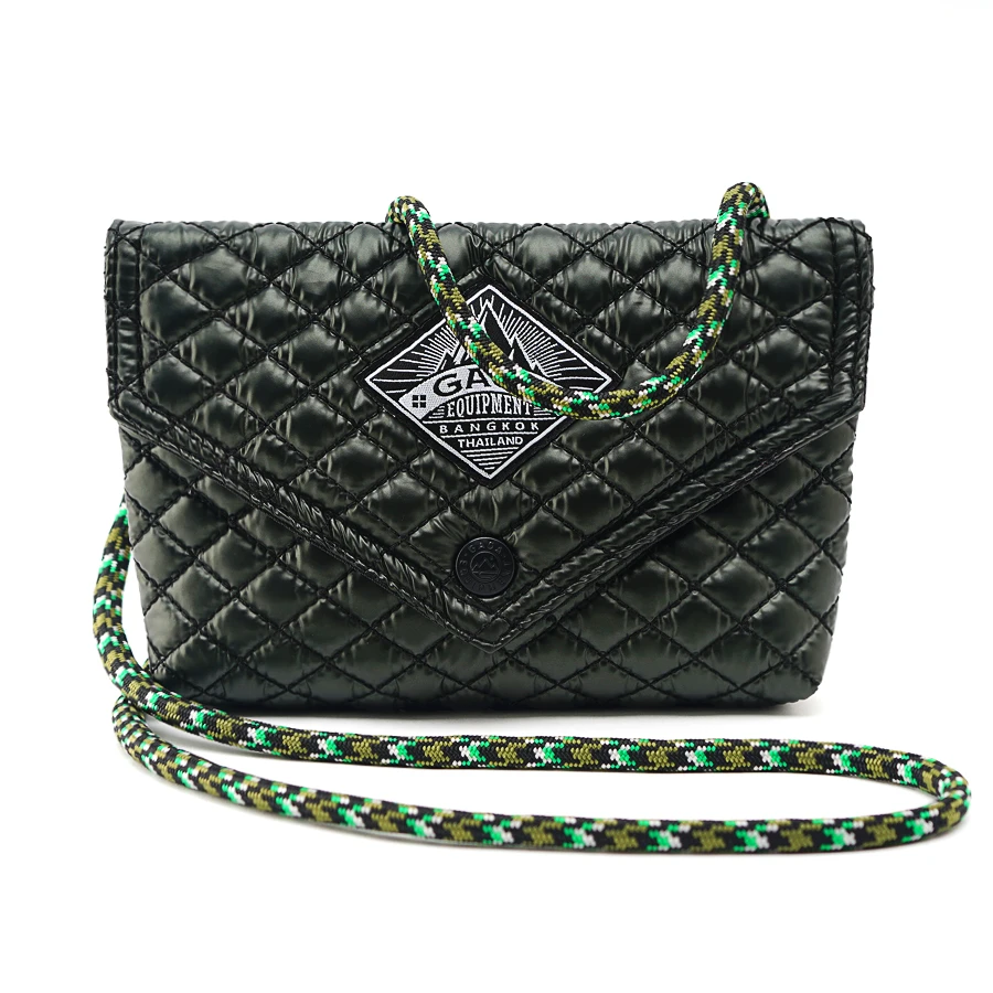 泰国潮牌 MINI BAG2024秋冬新款太空空气包羽绒服包云朵包斜挎包