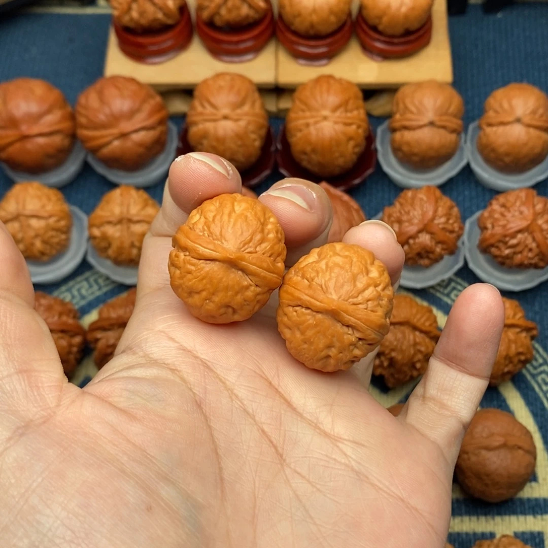 文玩核桃把件麒麟磨