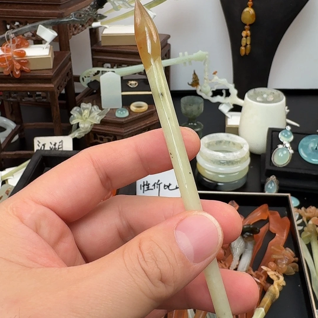 蕴***韵蛇纹石玉未镶嵌发饰