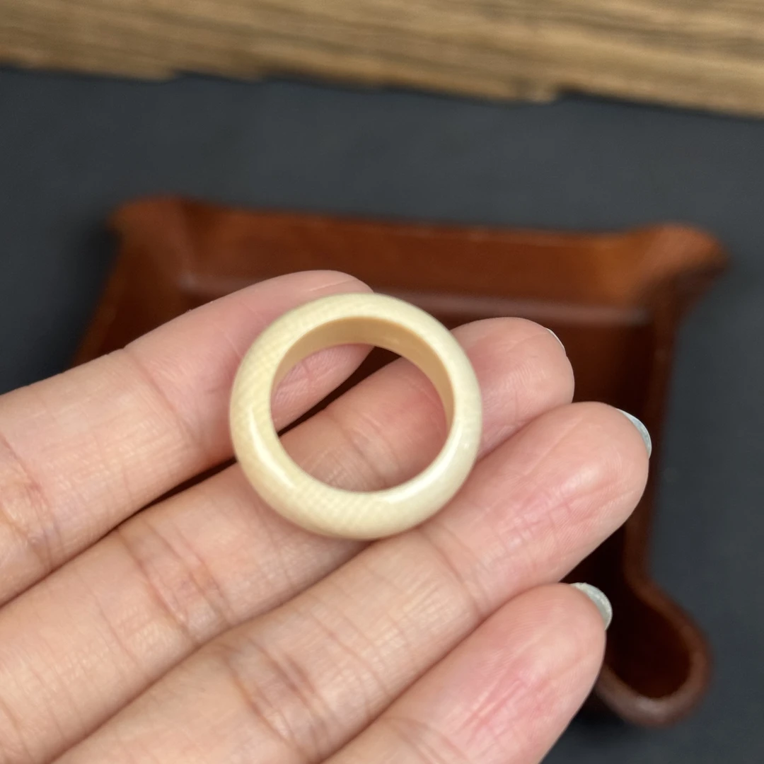 S9936天然猛犸牙 戒圈16.7*7.7mm 支持鉴定 假一罚四