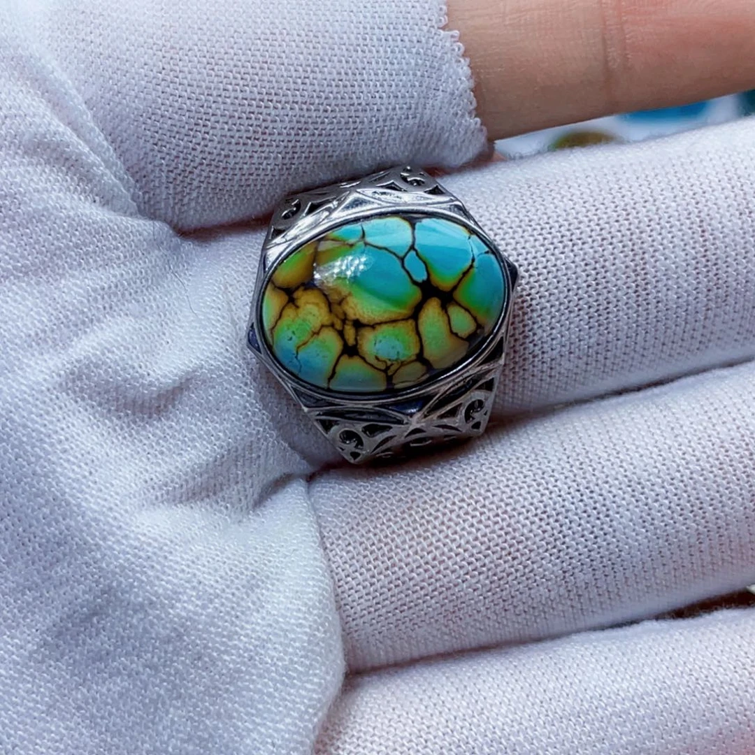 绿松石未镶嵌饰品