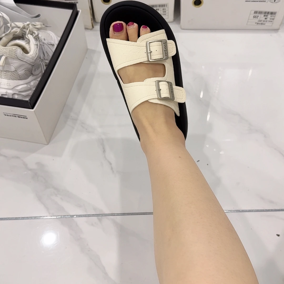 梦***甜玛莎玛索白色38不退换