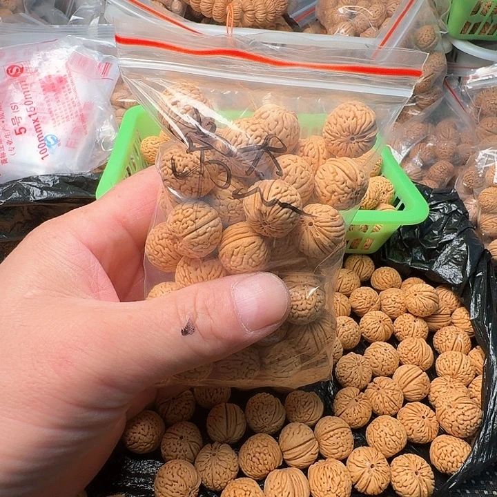 桃核吊坠野生桃核