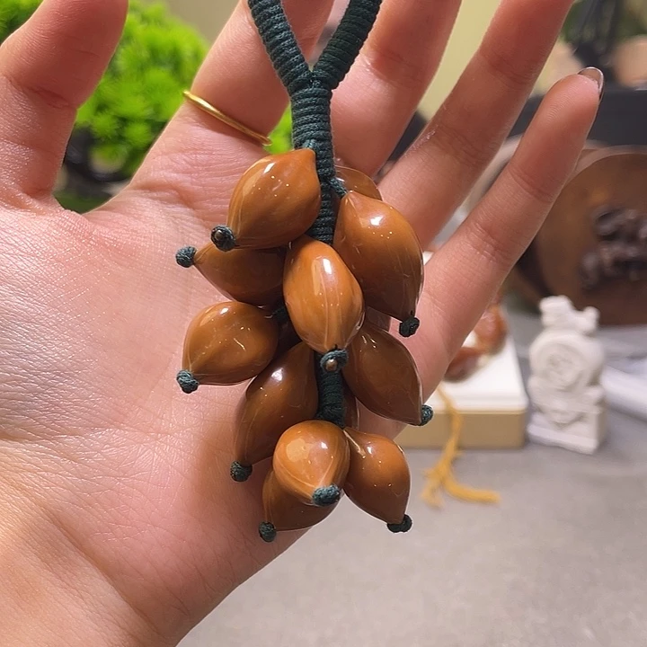 橄榄核吊坠橄榄核雕