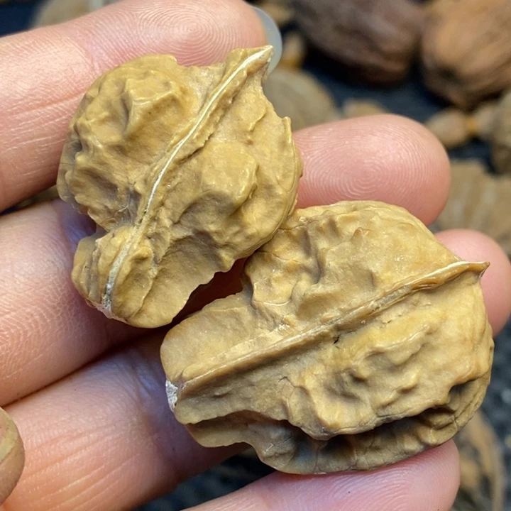 吊坠文玩核桃娜姐55