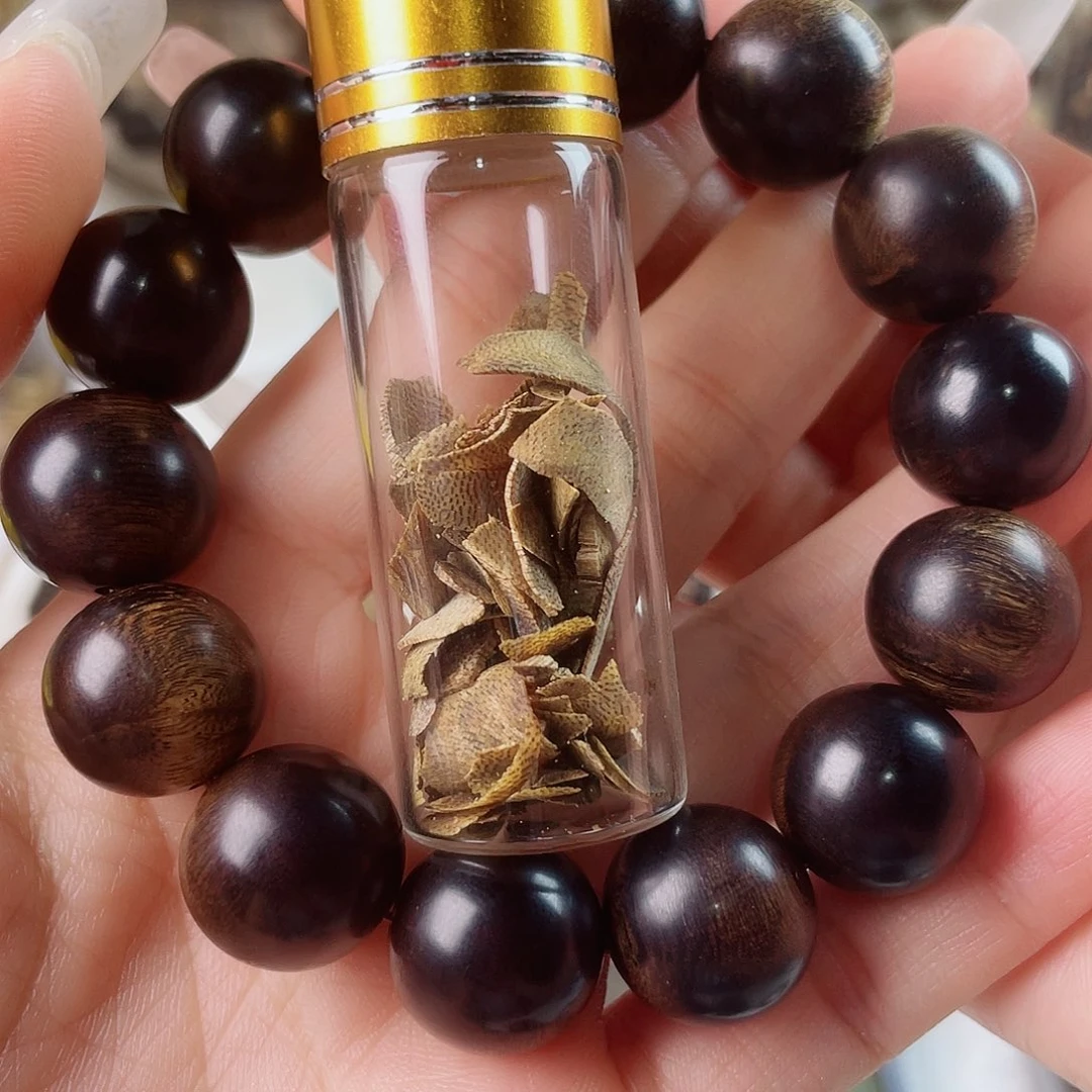 陈***莊沉香碎屑沉香+顺化帝王紫棋窖藏古董樱子瘤疤1.6