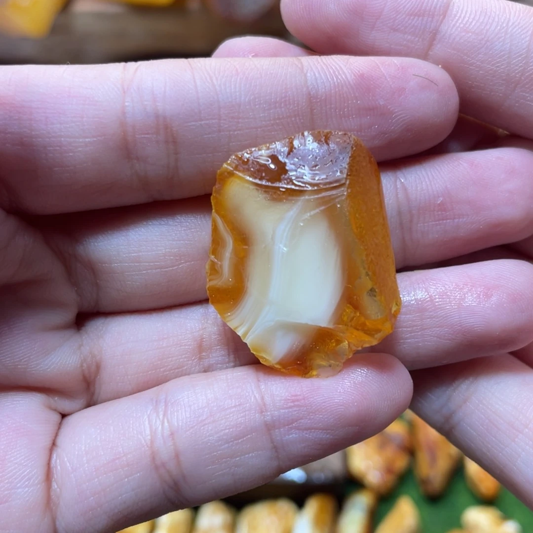 定制琥珀天然原矿