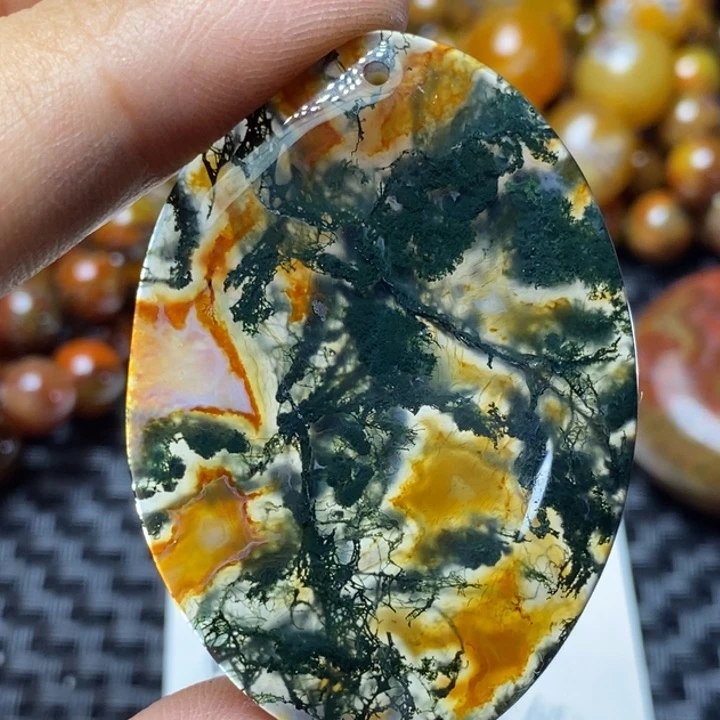 玛瑙/玉髓颈饰未镶嵌