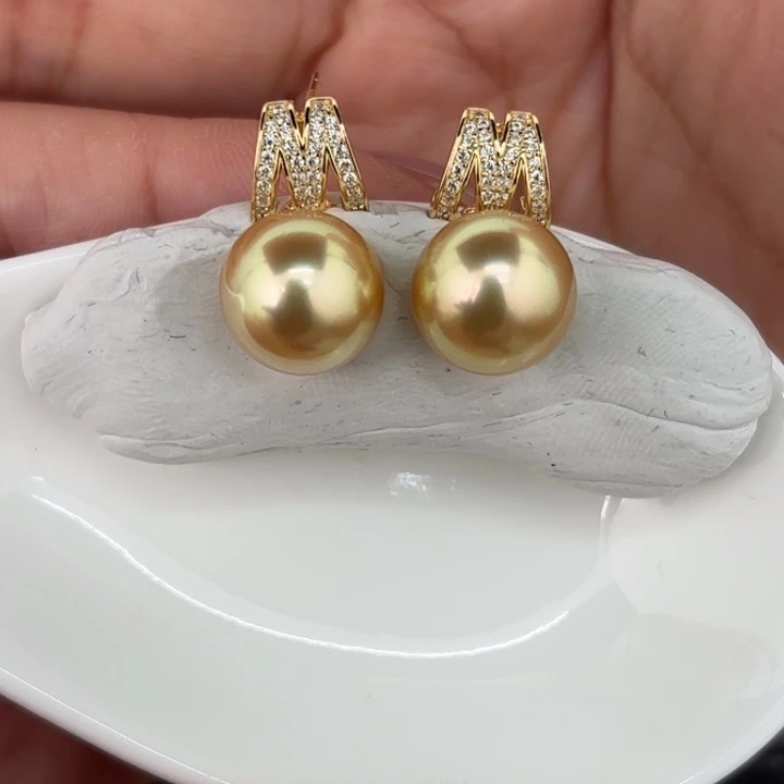 定制海水珍珠银S925镶嵌耳饰10.9mm金珠两颗
