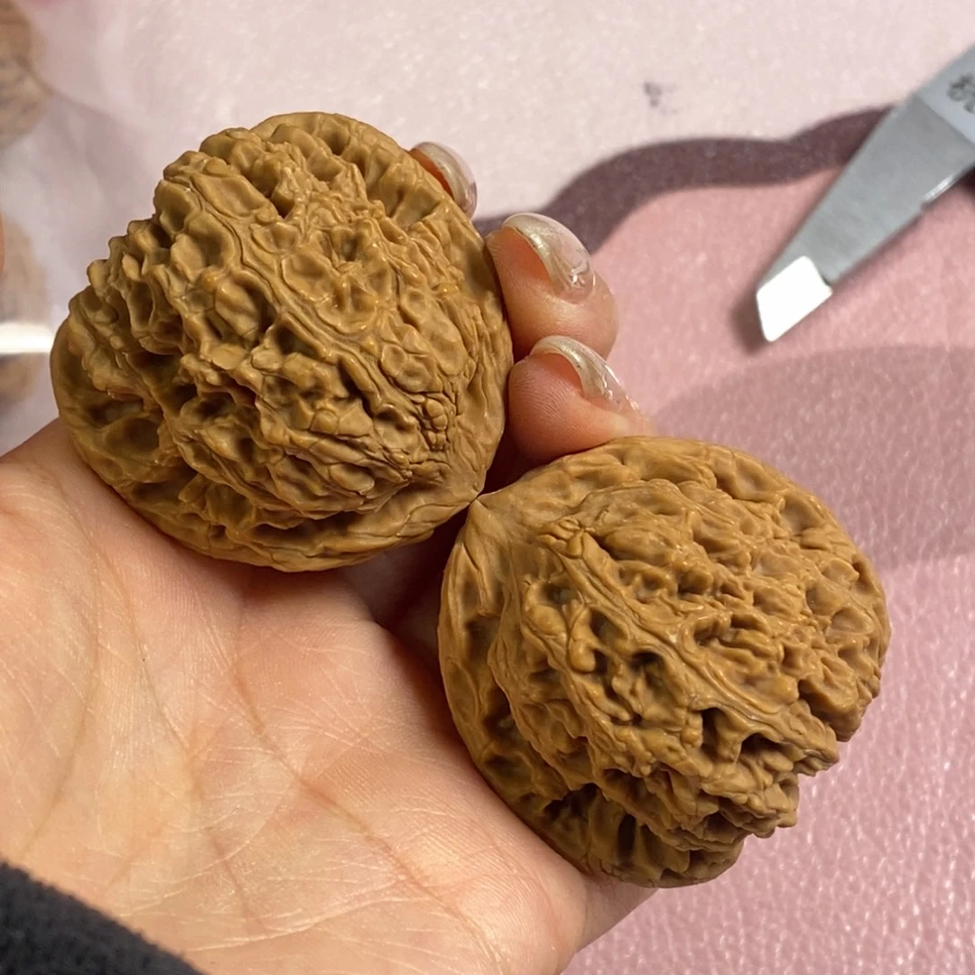 文玩核桃吊坠40南疆石黄101