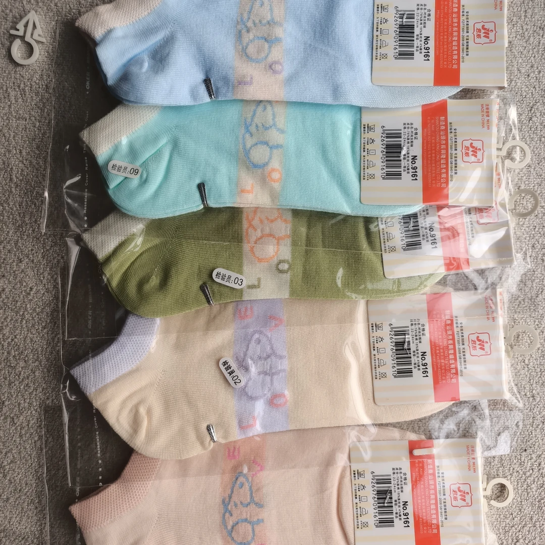 时尚女船袜，美观舒适大方